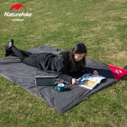 Wielofunkcyjna mata kempingowa NATUREHIKE: wodoodporna i przenośna
